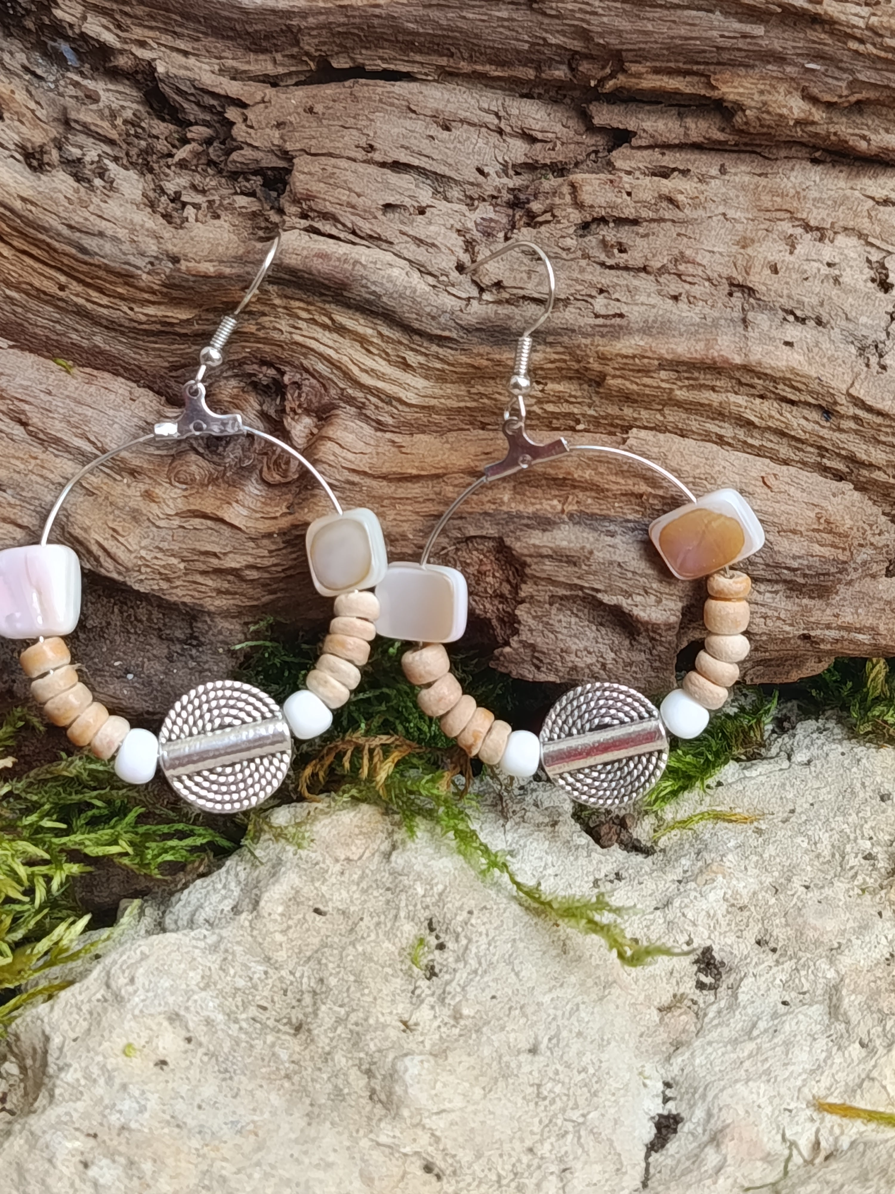 Boucles d'oreilles bois et emblème