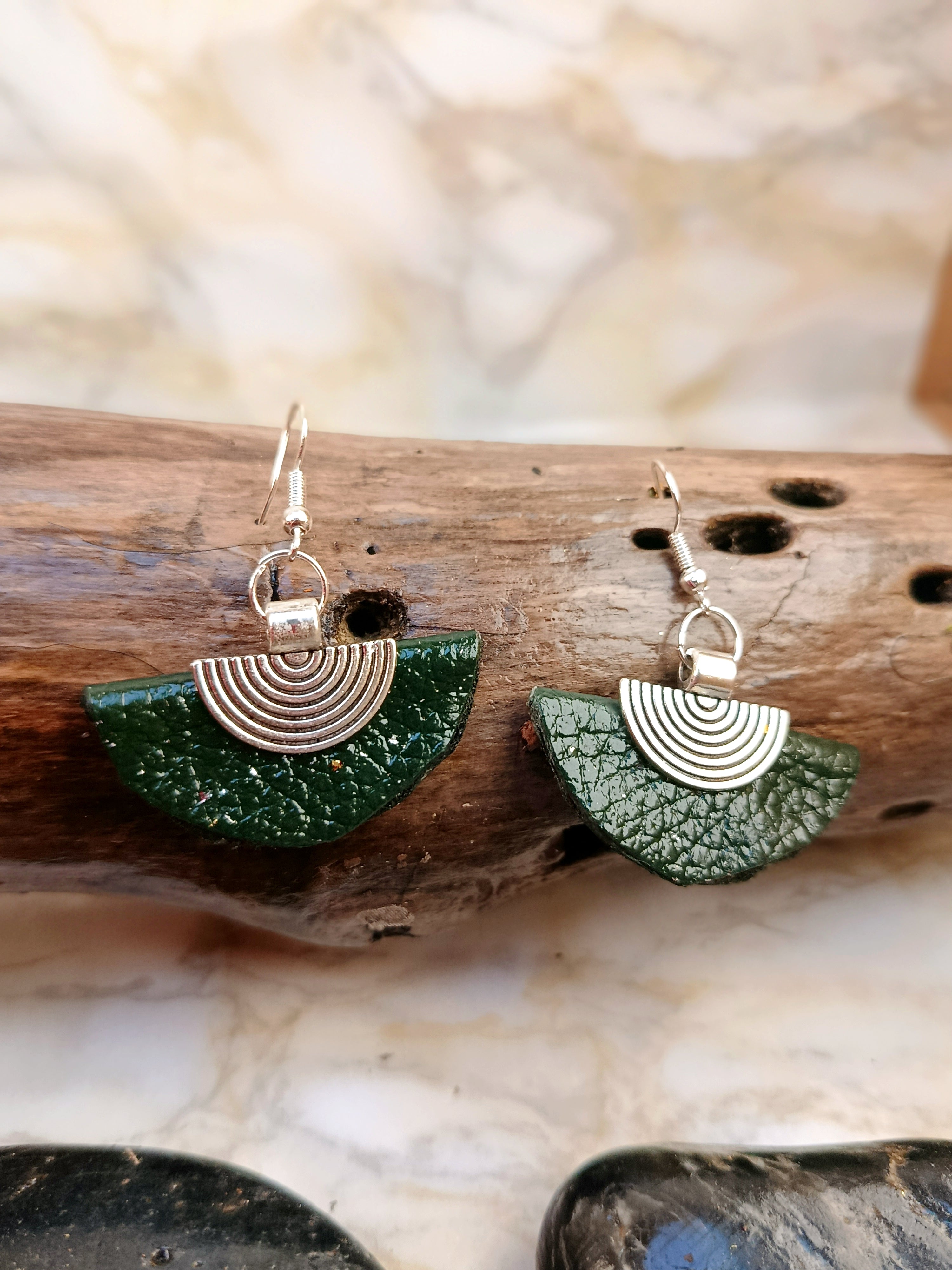 Boucles d'oreilles embleme 131