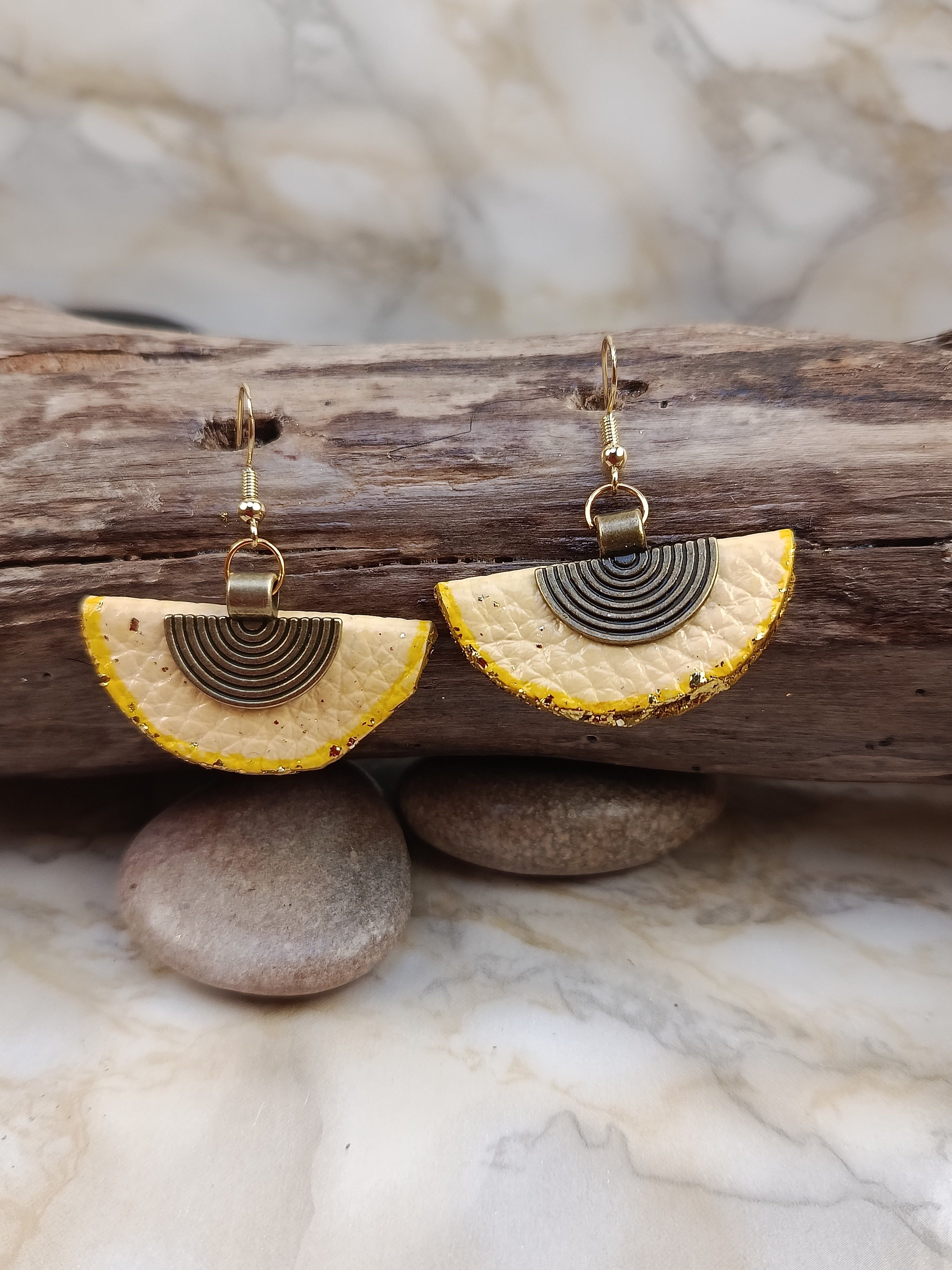 Boucles d'oreilles emblème 133