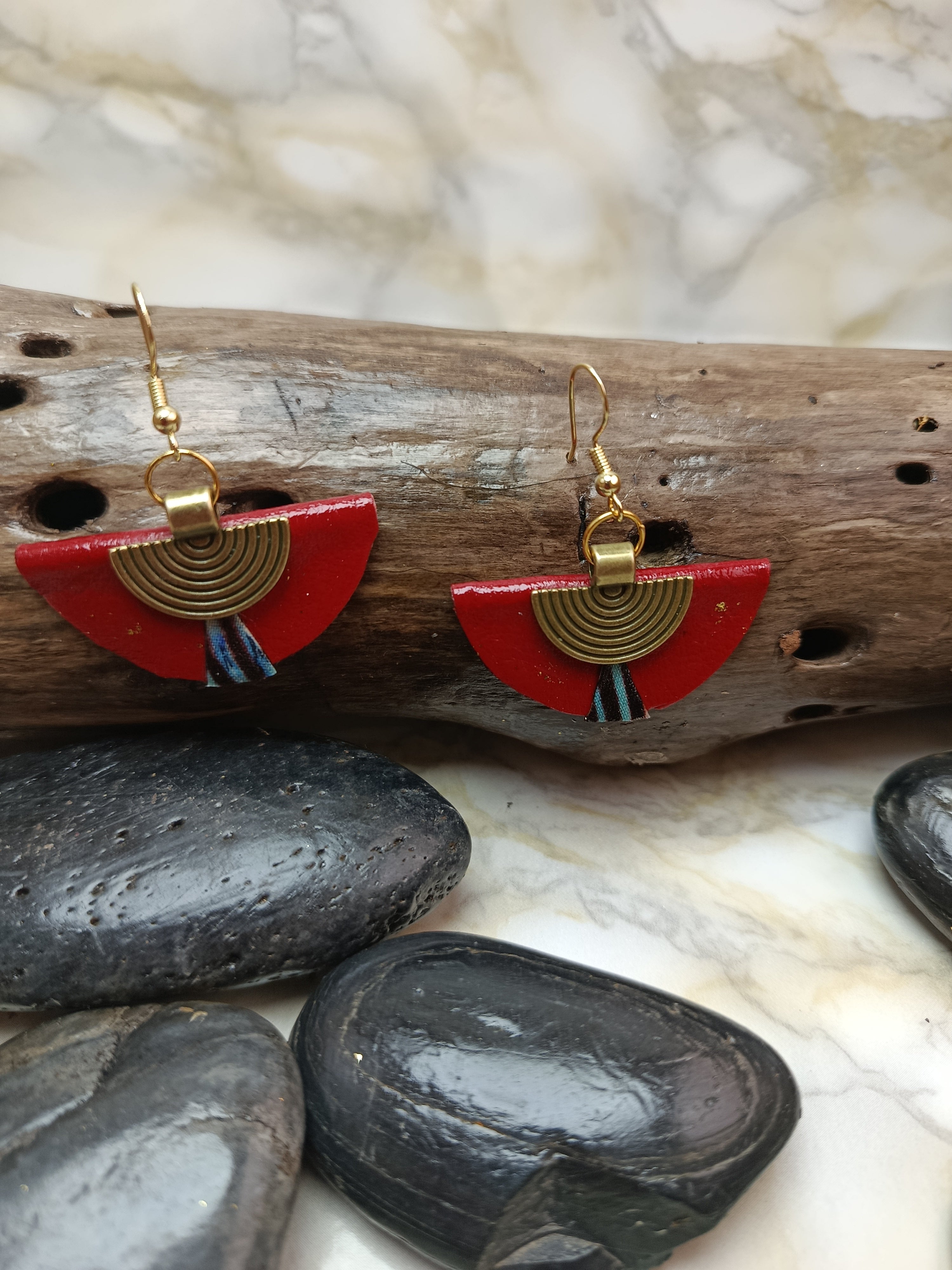 Boucles d'oreilles emblème 139