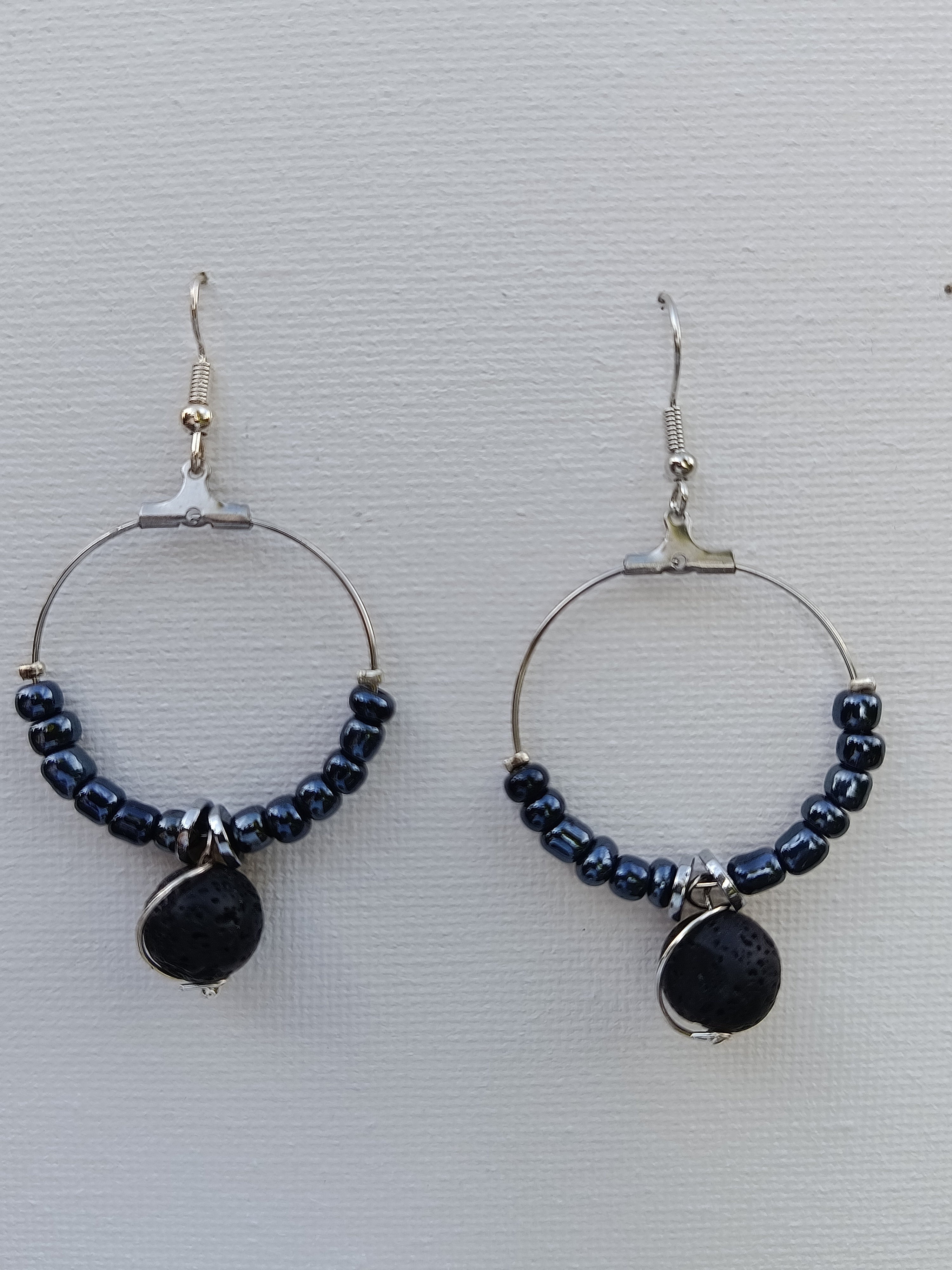 Boucles d'oreilles pierres noires