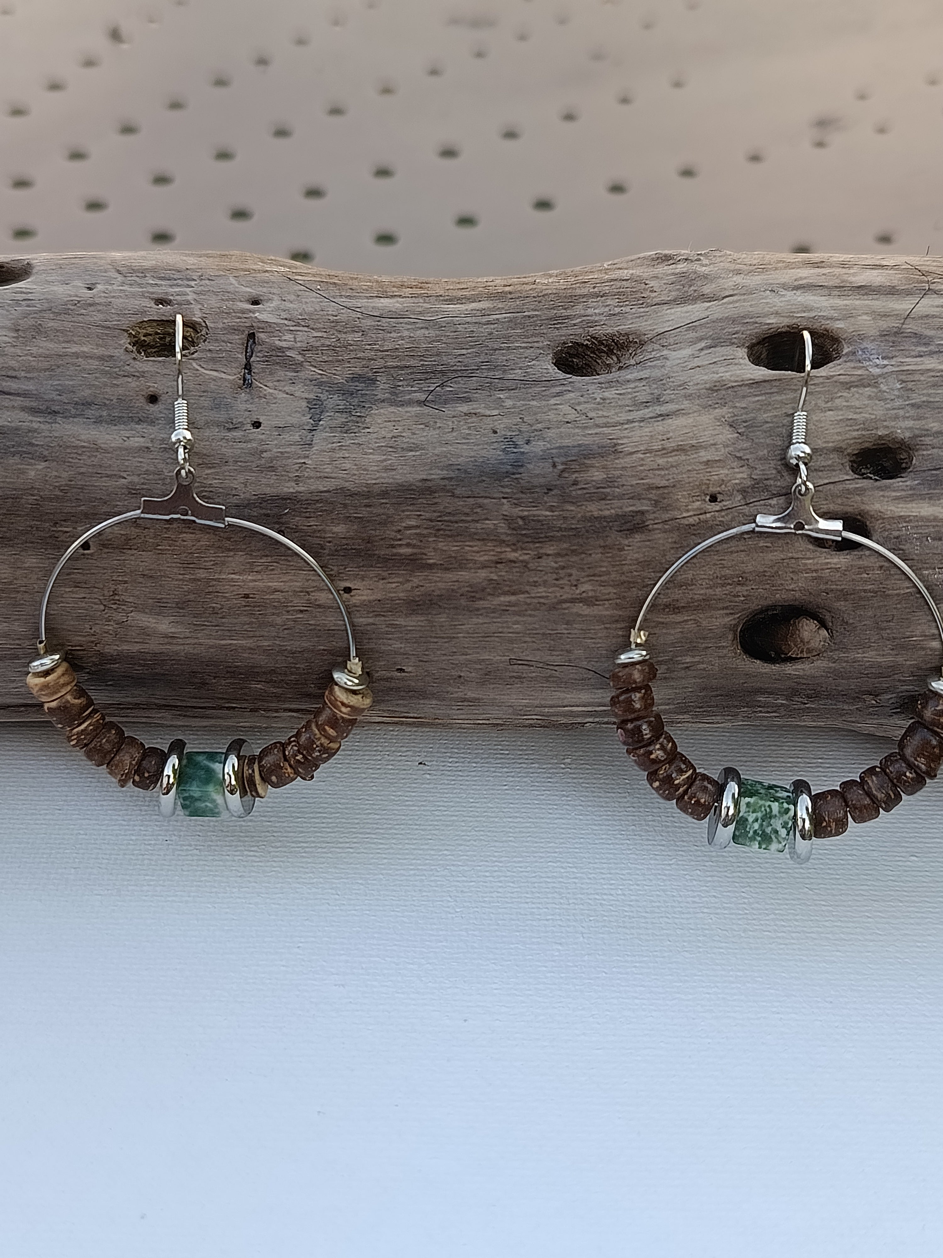 Boucles d'oreilles pierre mauve